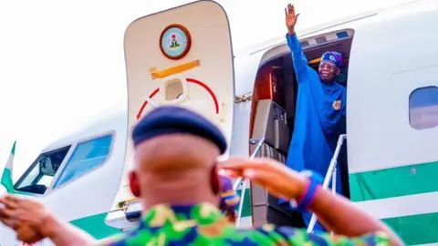 Nigeria’s N150bn Presidential Jet Returns from South Africa with New Green-White-Green Livery