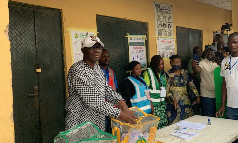 Lagos LG Poll: Sanwo-Olu, Wife Cast Votes at Lagos Island Polling Unit