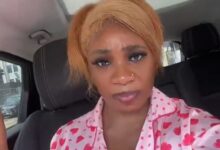 A woman shares relationship advice in a viral social media video.